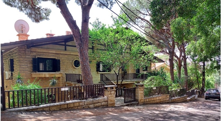 La Embajada de Colombia en el Líbano y su sección consular trasladaron su sede a Naccache, Villa Roger Saleh, Calle de las Embajadas #66 – Área Metropolitana de Beirut