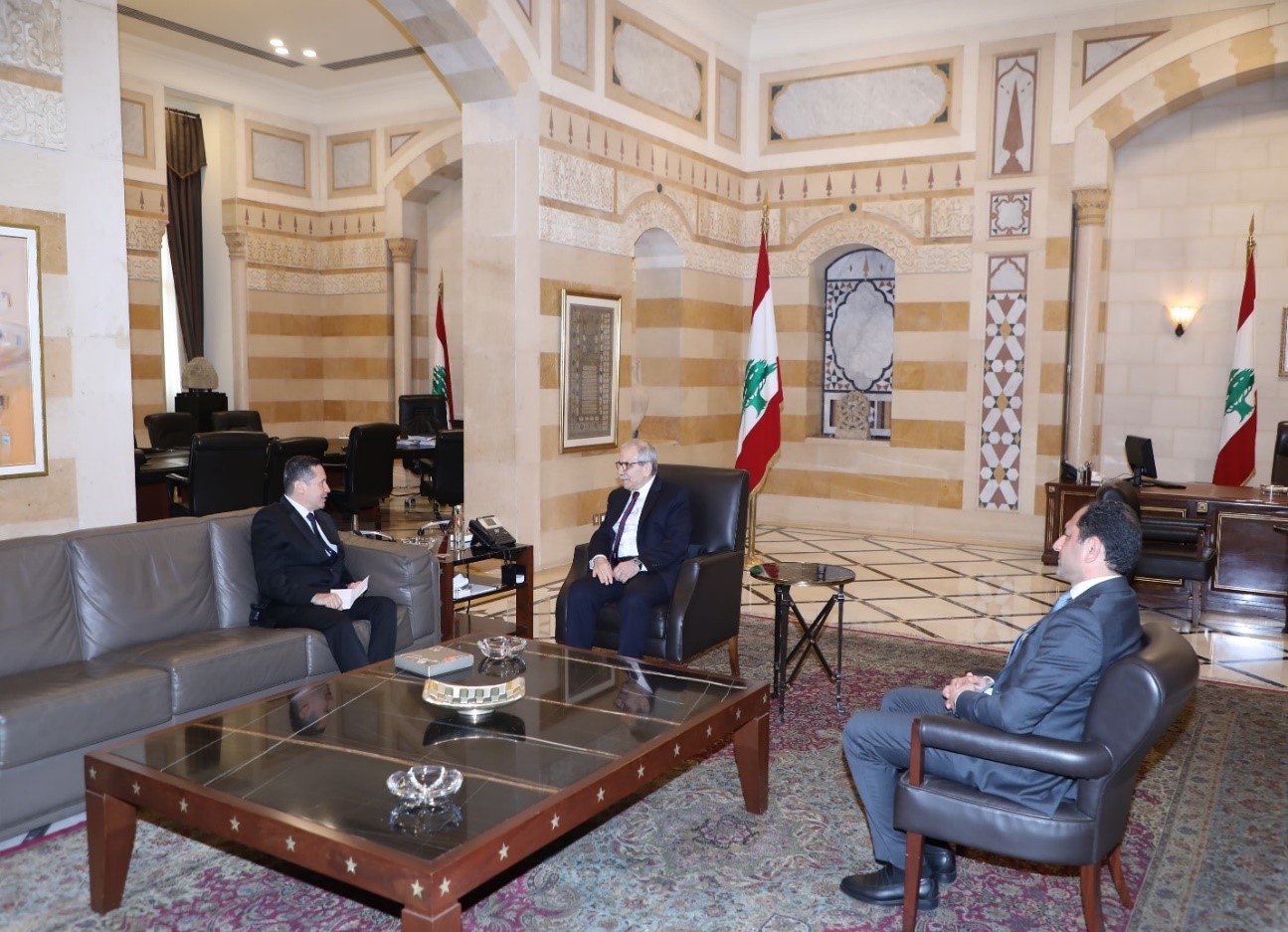 Foto del encuentro con el Primer Ministro del Líbano Nawaf Salam