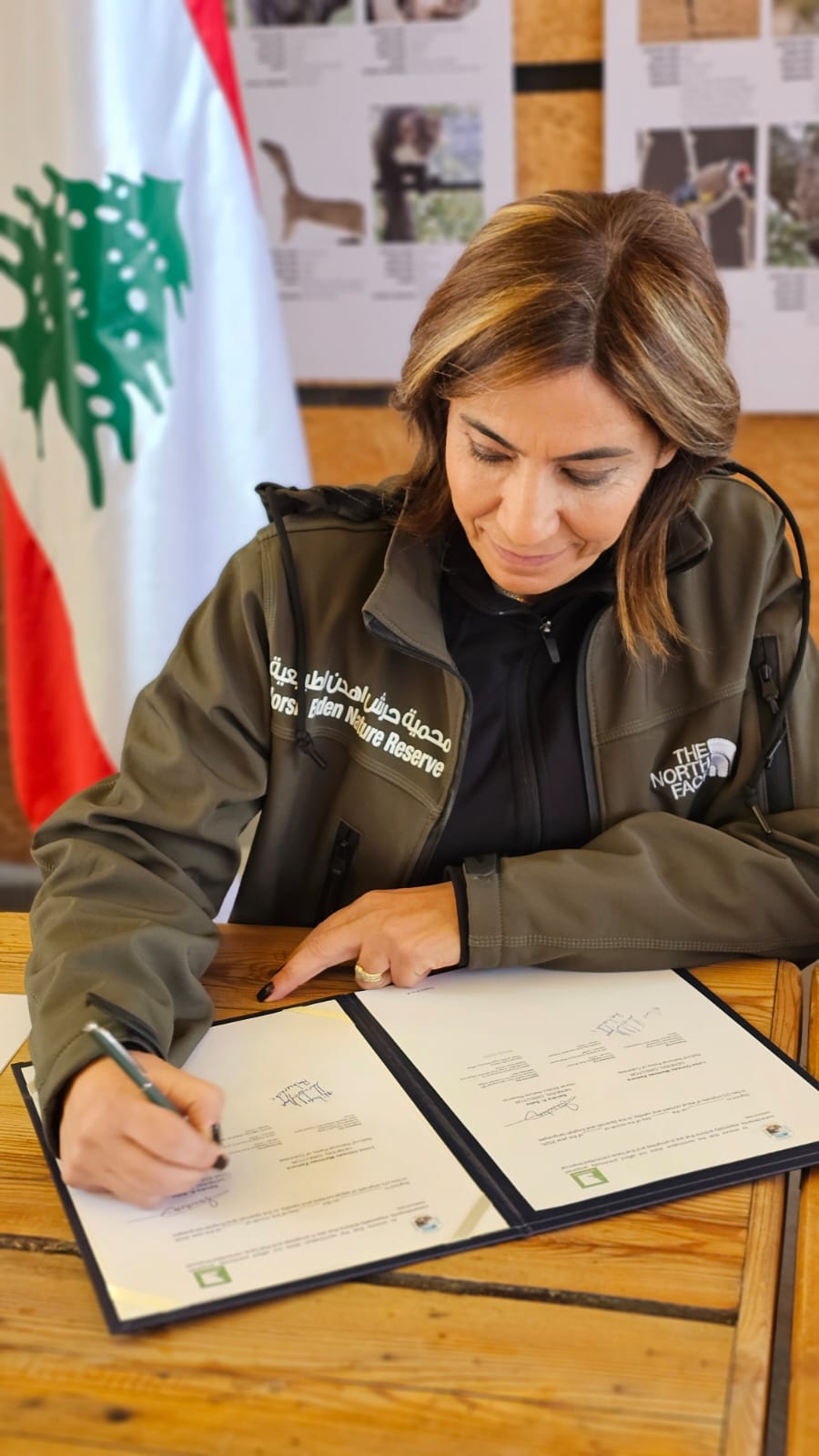Embajada de Colombia en el Líbano acompaña firma de Memorando de Entendimiento entre Parques Nacionales Naturales de Colombia y la Reserva Natural Horsh Ehden del Líbano