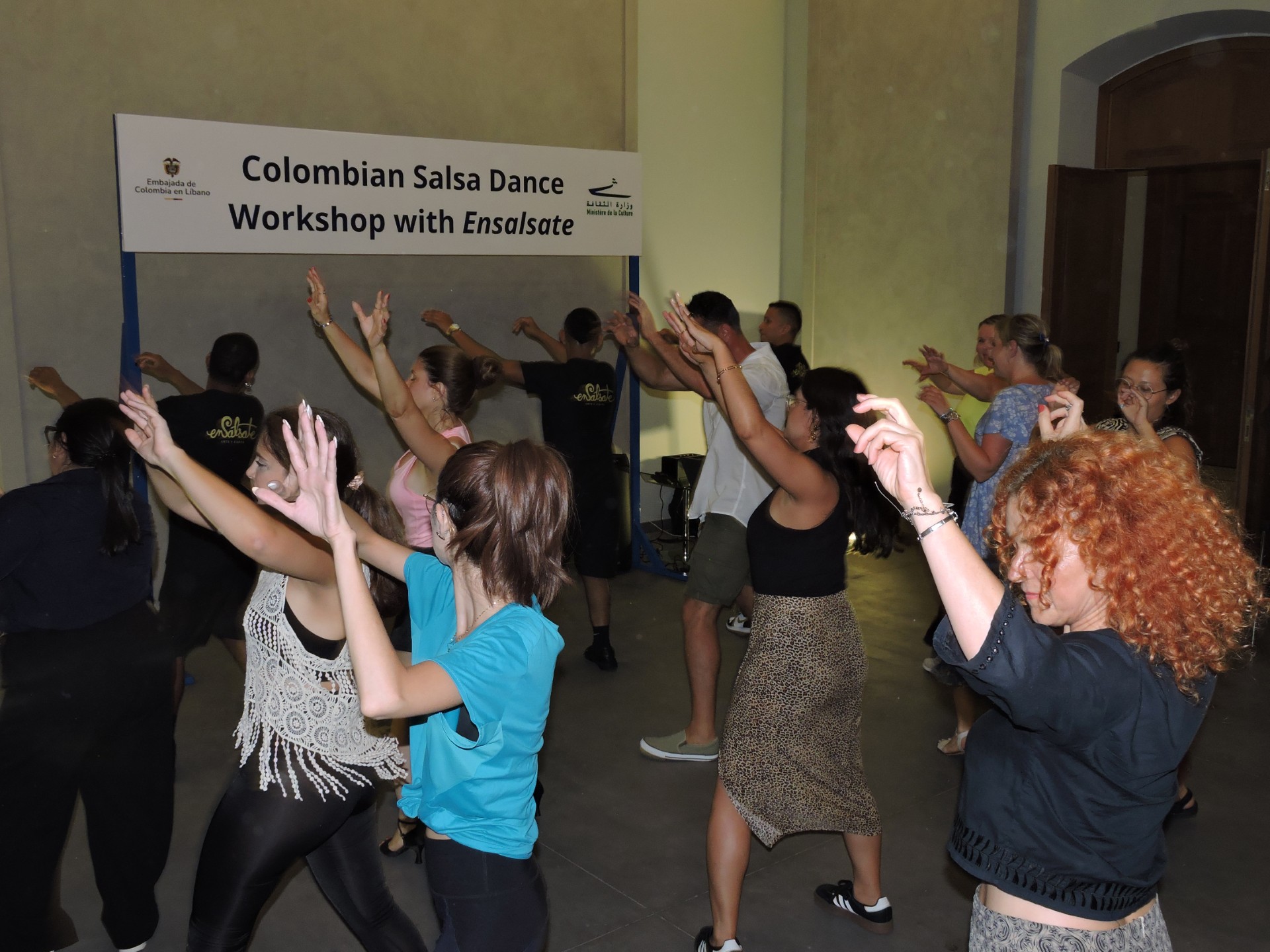danzantes de salsa